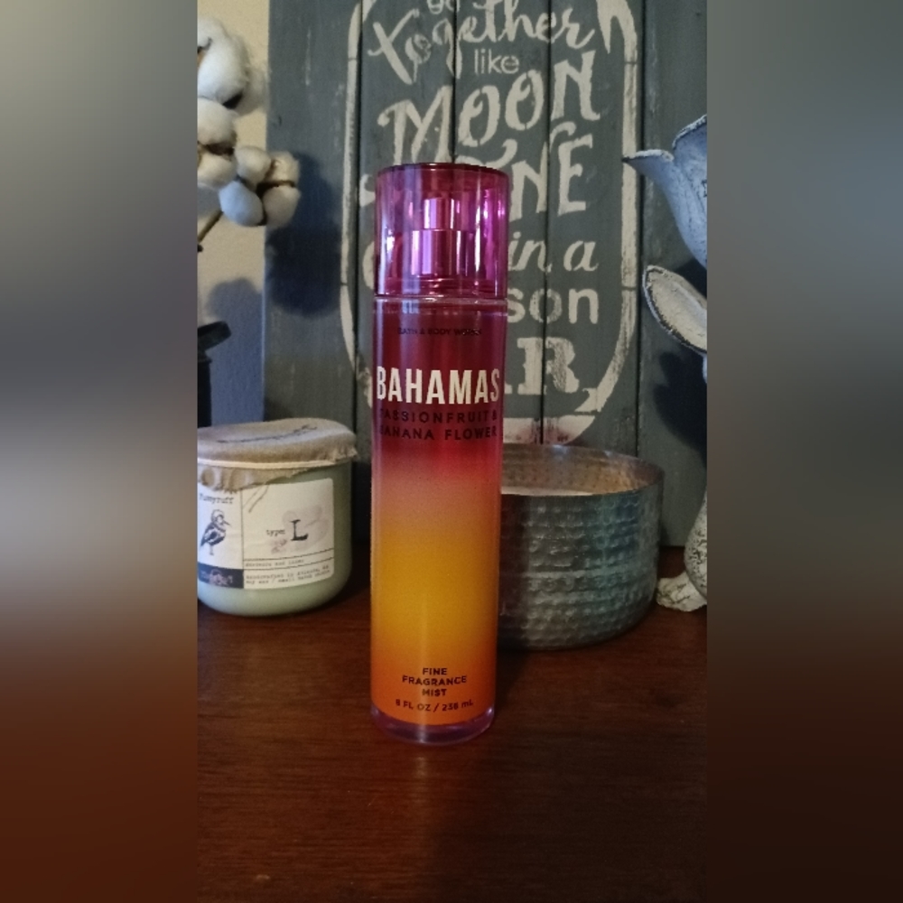 Bath and Body Works Fine Fragrance Mist 8 oz Bahamas Passionfruit & BananaFlower